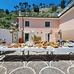 Paola Bed & Breakfast