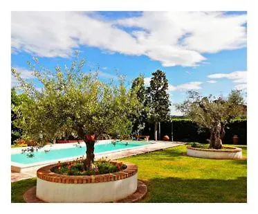 Paola Bed & Breakfast *