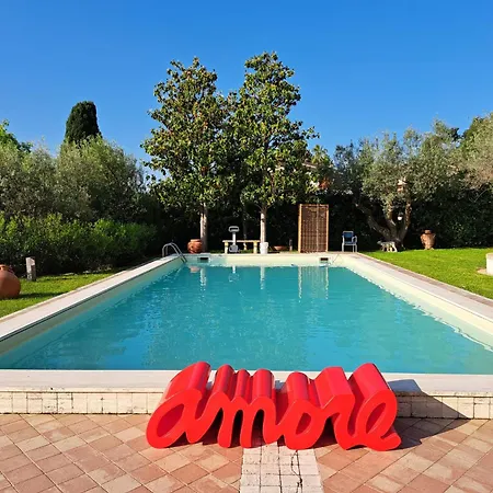 Bed & Breakfast Paola 4*